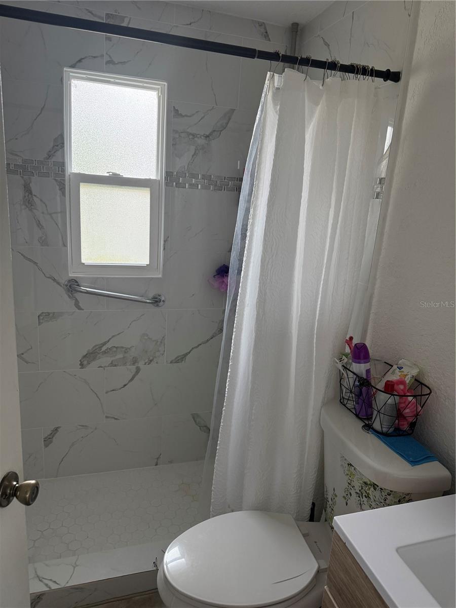 11113 102nd, Largo, FL 33773