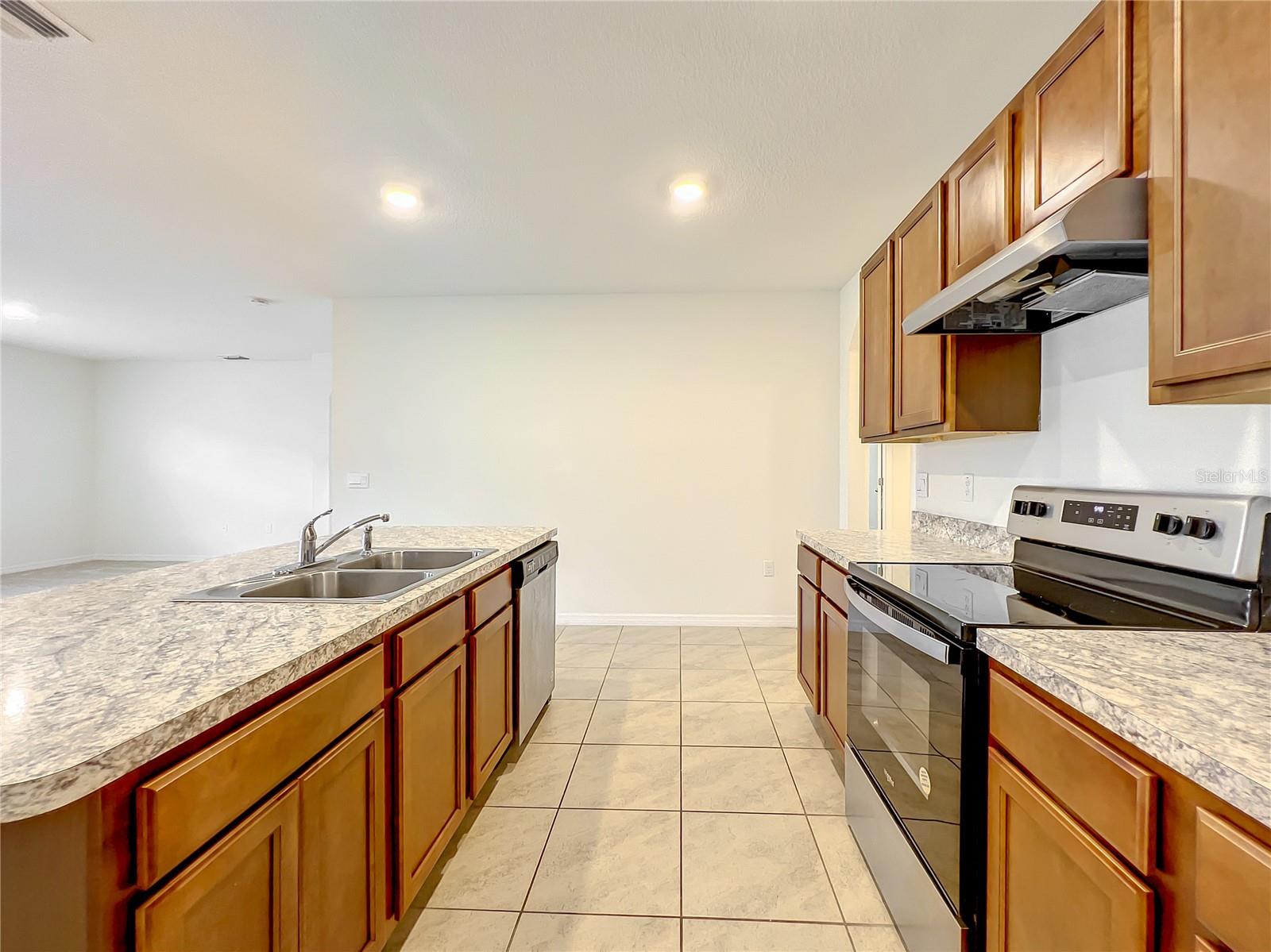 276 Sofia, Lake Alfred, FL 33850