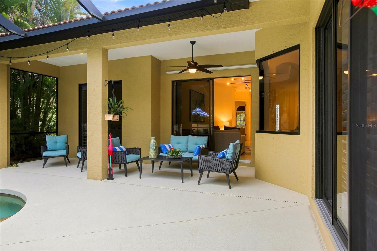 8059 36th Street, Sarasota, FL 34243