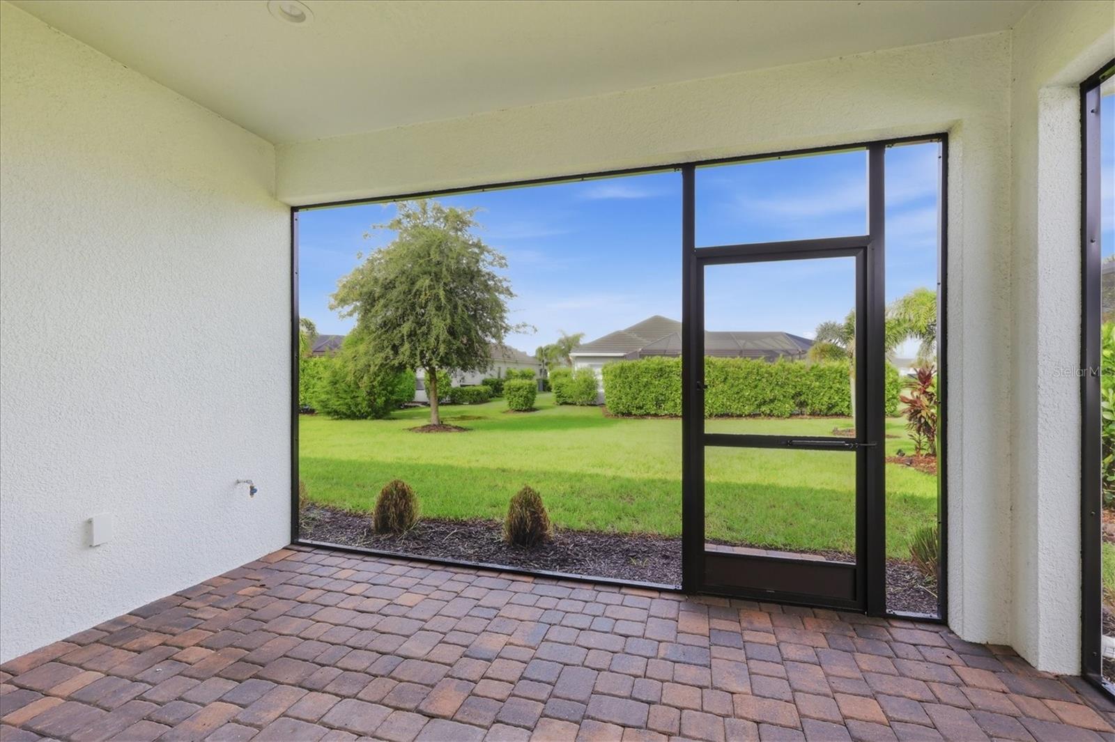 2605 Star Apple, Sarasota, FL 34240