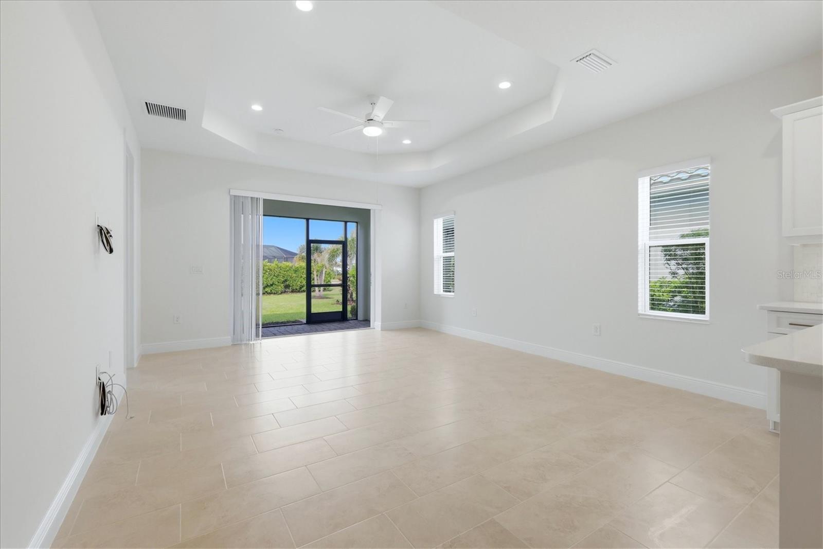 2605 Star Apple, Sarasota, FL 34240