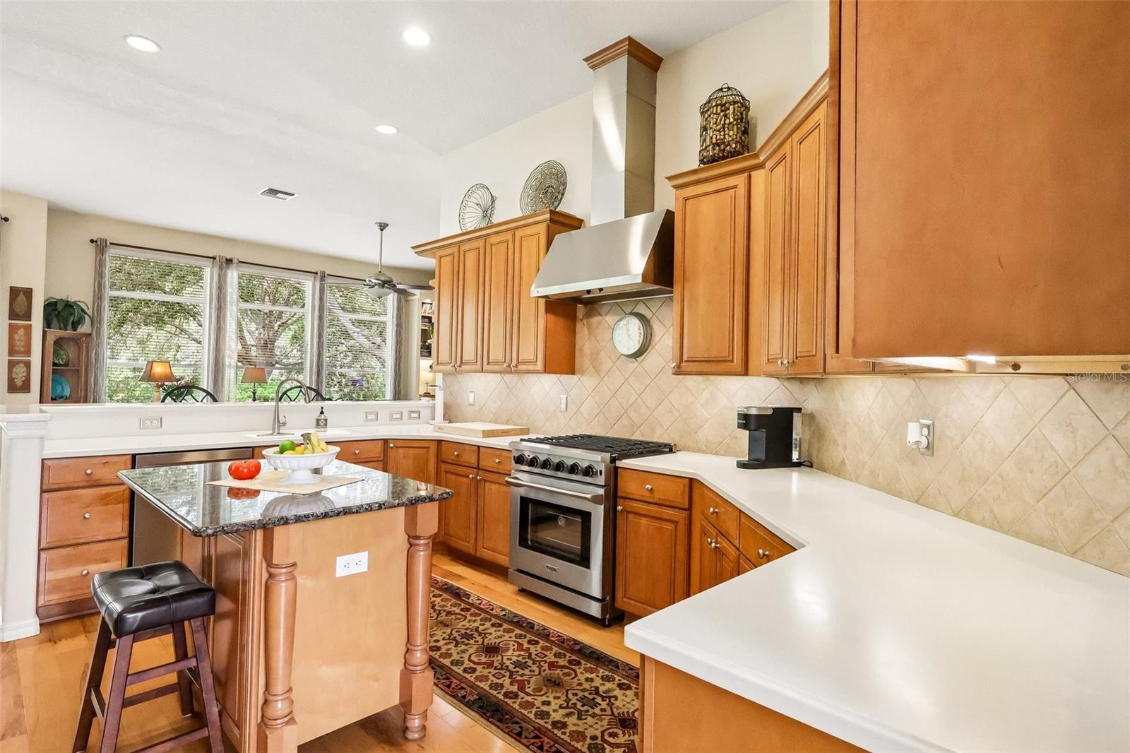 20554 Queen Alexandra, Leesburg, FL 34748