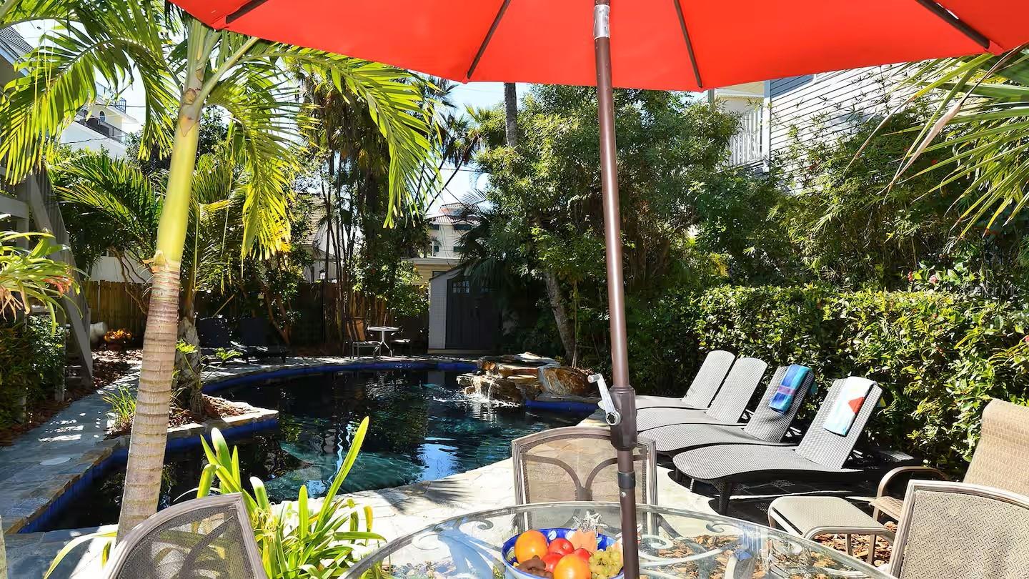 5610 Avenida del Mare, Sarasota, FL 34242