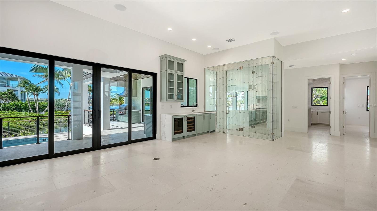 1516 Ridgewood, Sarasota, FL 34231