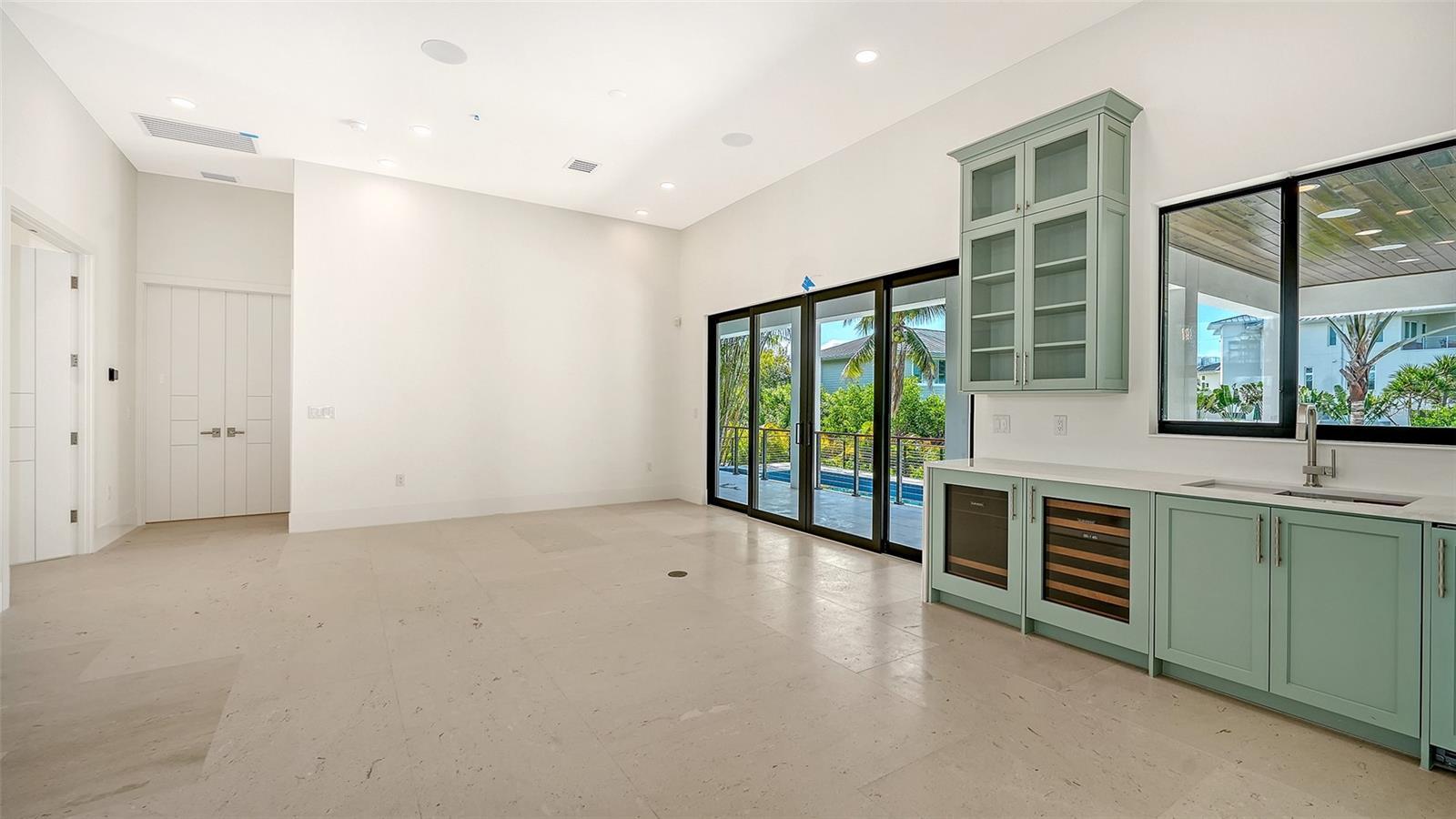 1516 Ridgewood, Sarasota, FL 34231