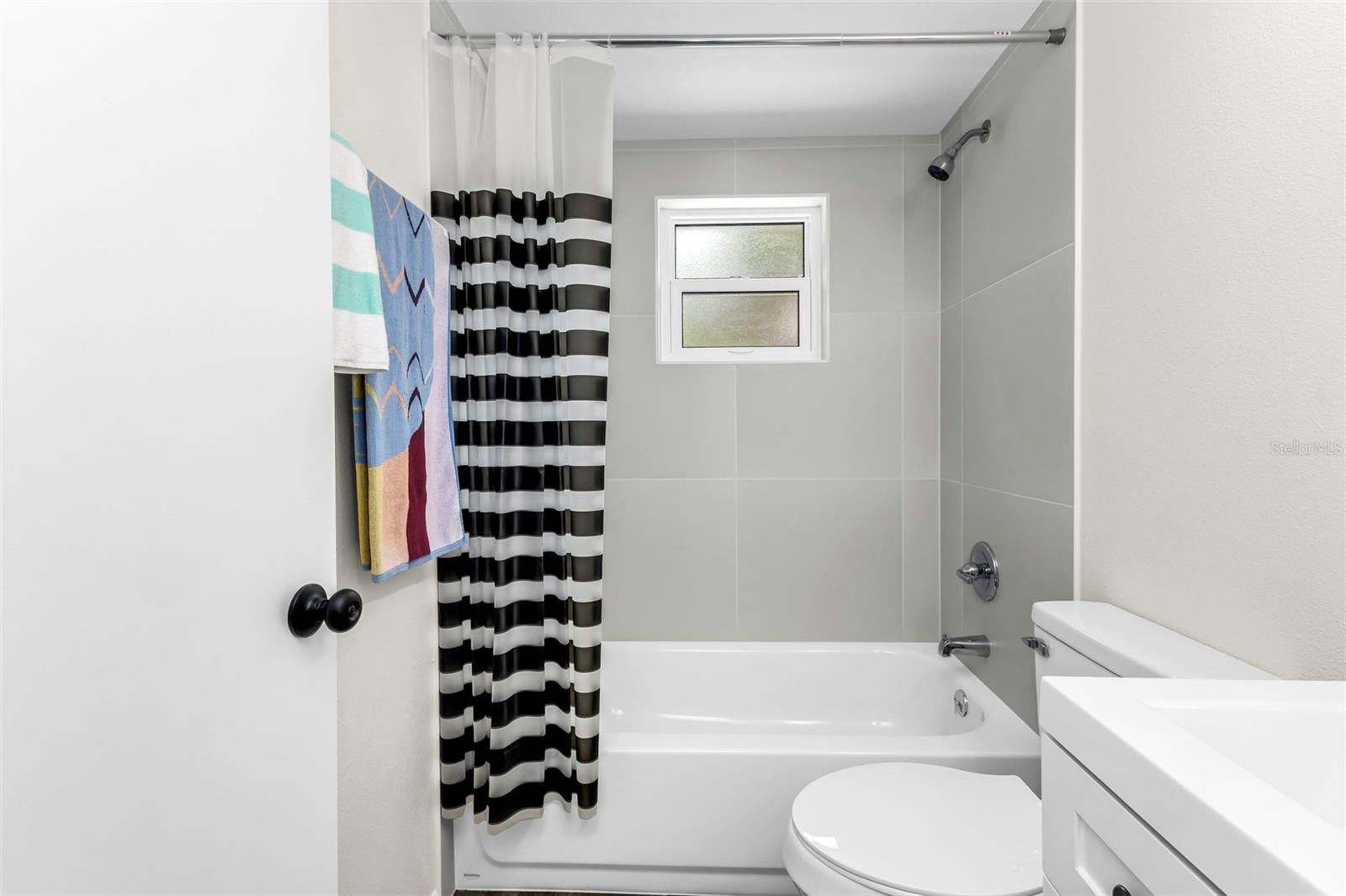 1032 Elaine, Venice, FL 34285