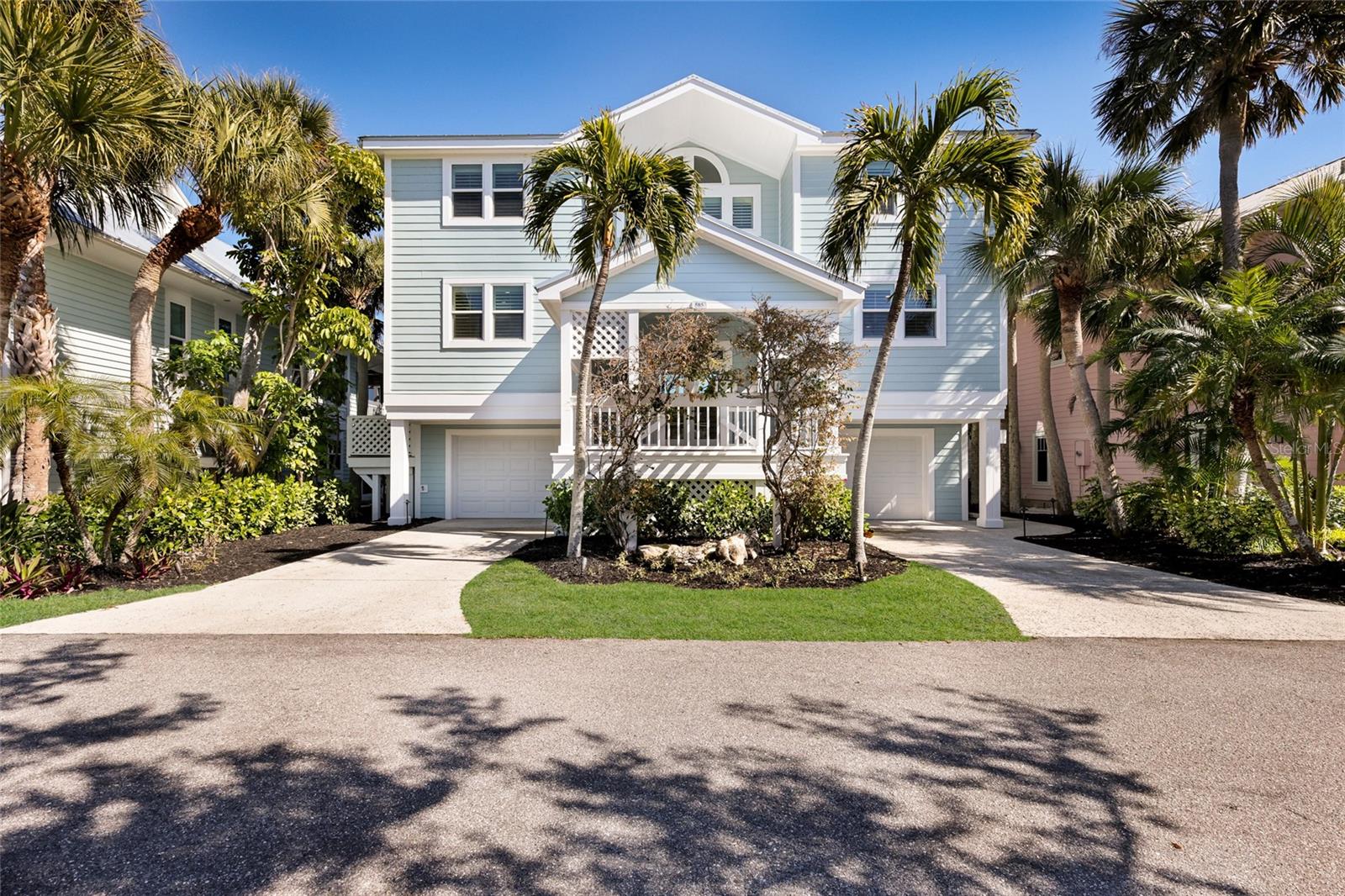 585 Buttonwood Bay, Boca Grande, FL 33921