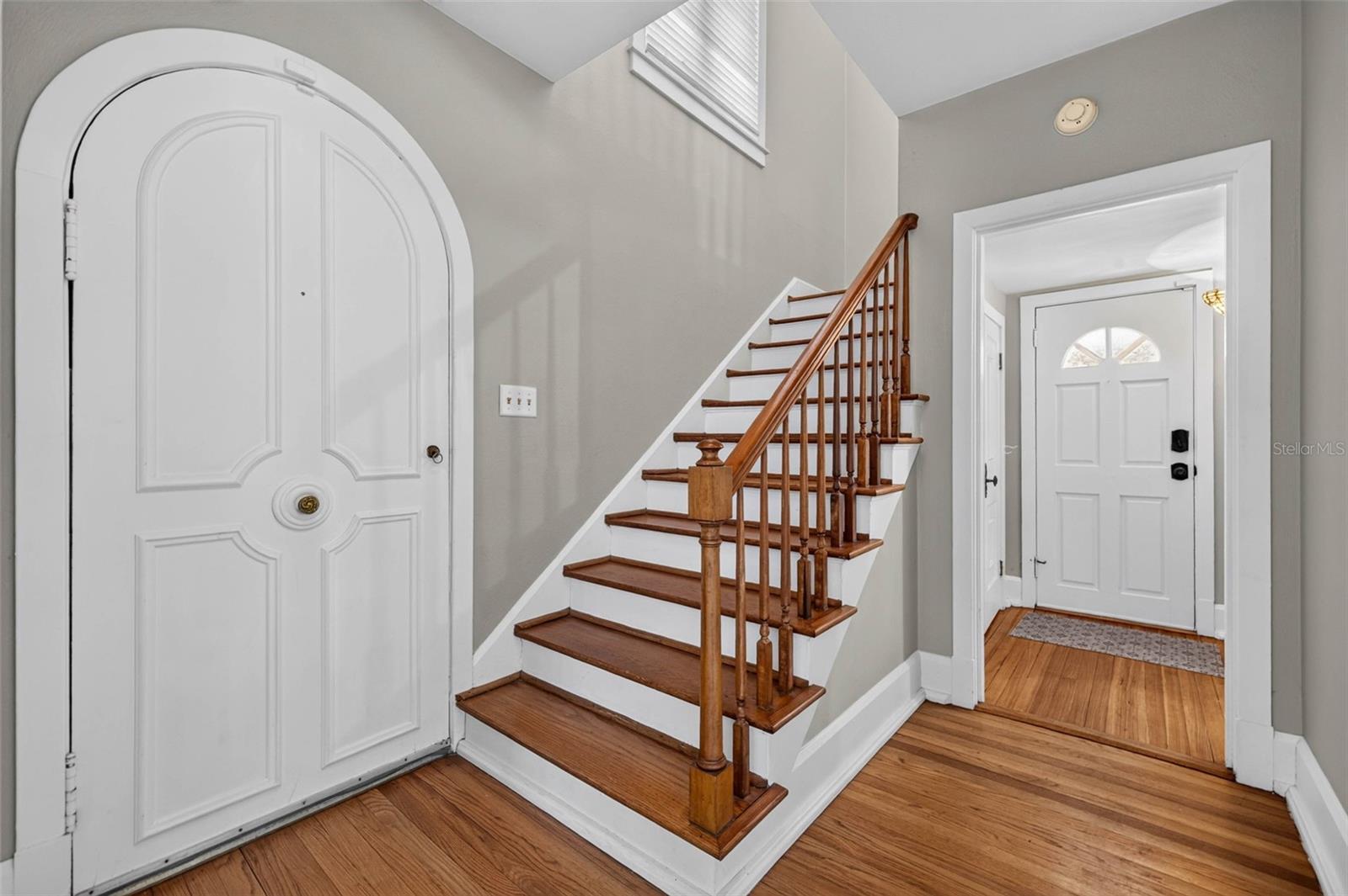 2321 14th, St Petersburg, FL 33704