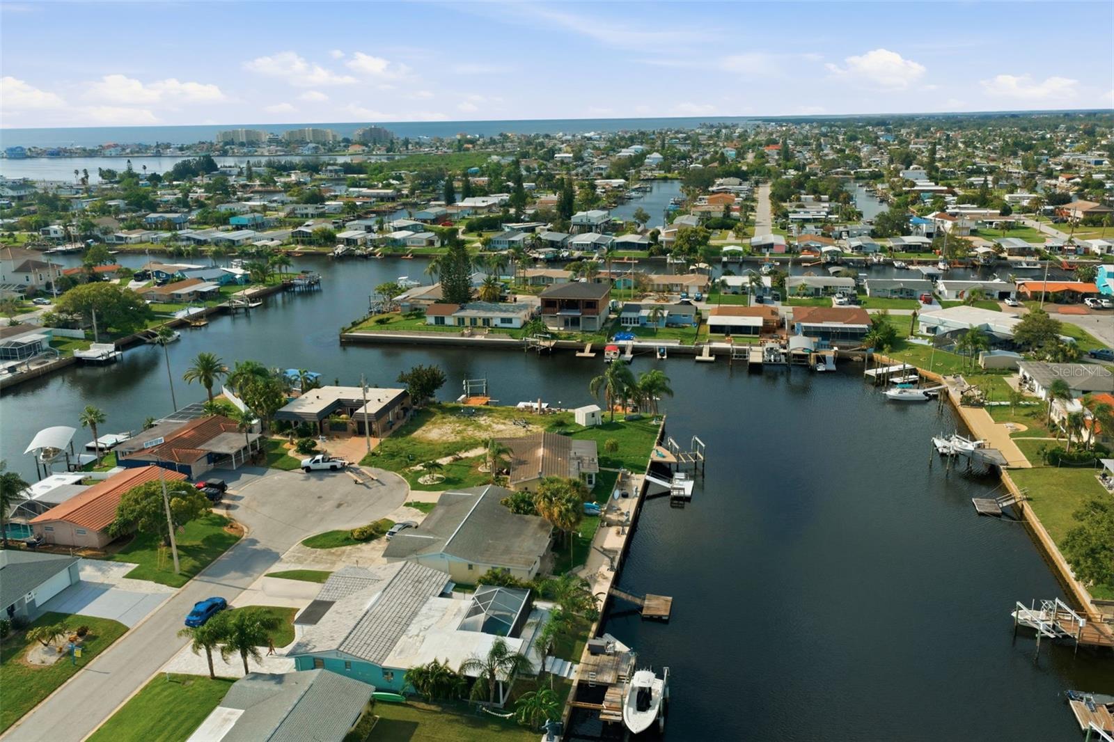 12816 4th, Hudson, FL 34667