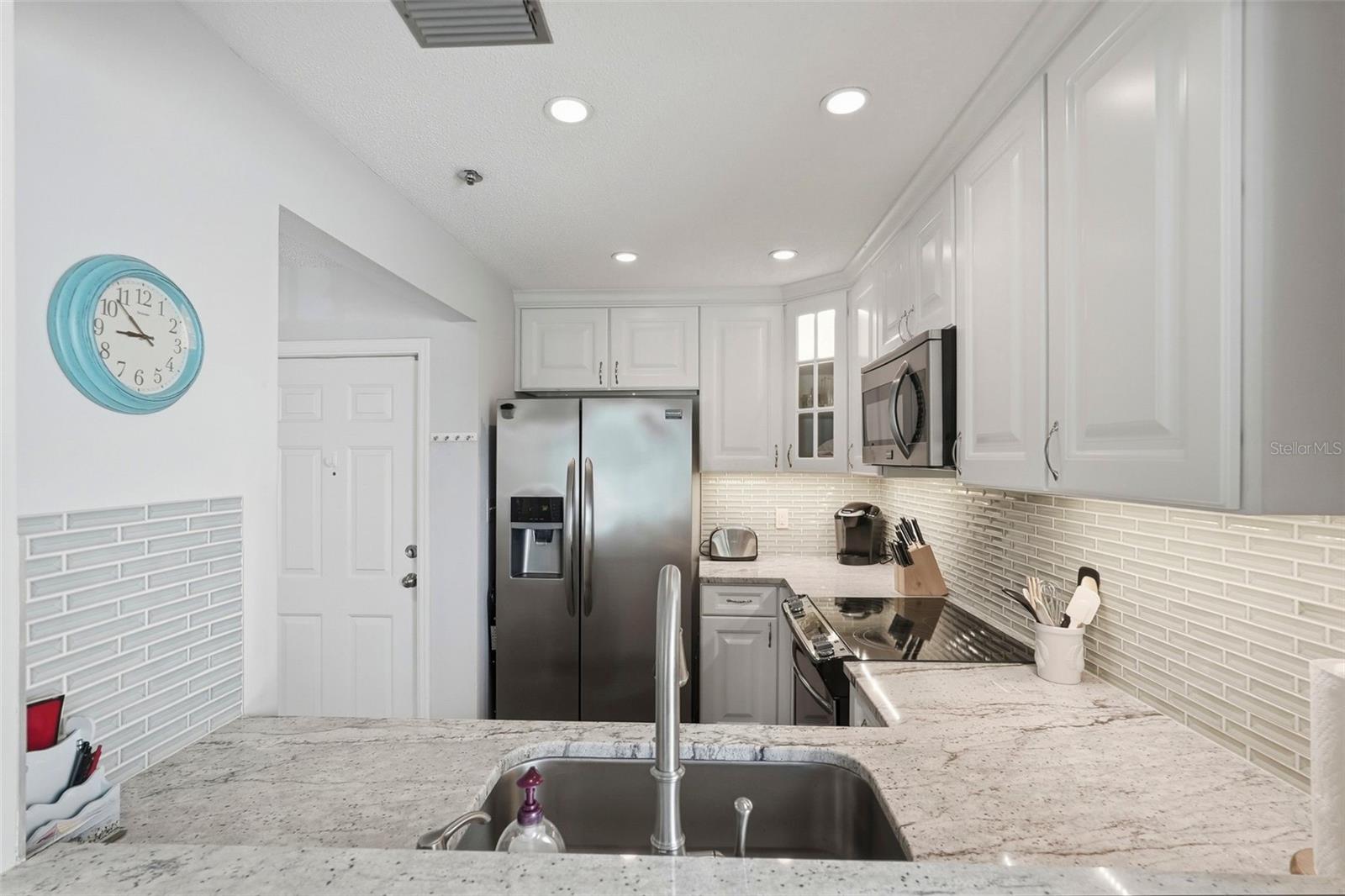 6817 Stones Throw Unit 17208, St Petersburg, FL 33710