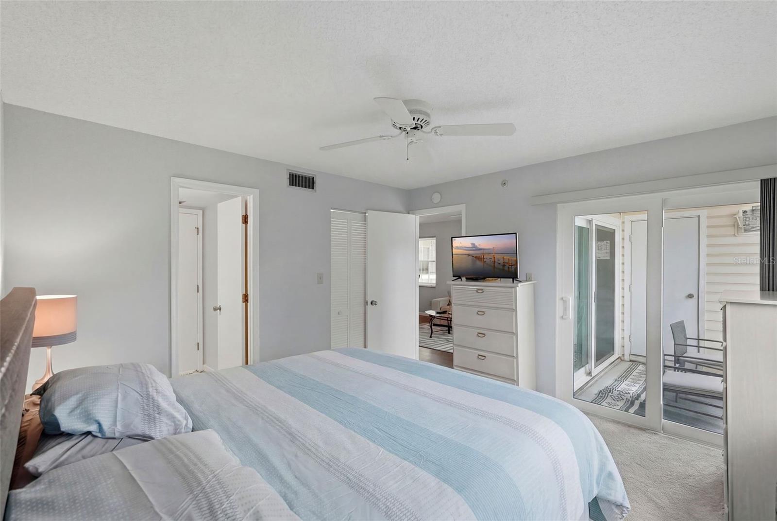 6817 Stones Throw Unit 17208, St Petersburg, FL 33710