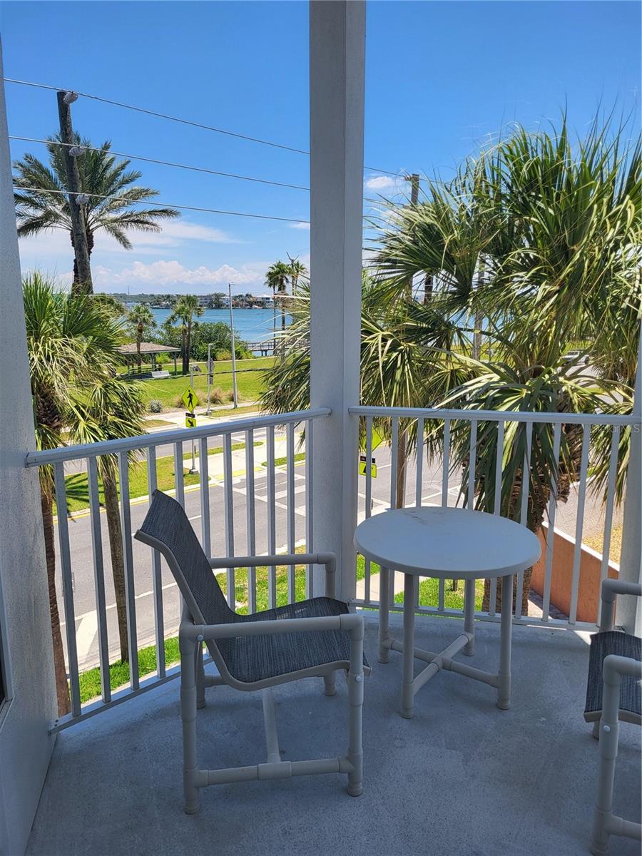 17960 Gulf Unit 101, Redington Shores, FL 33708