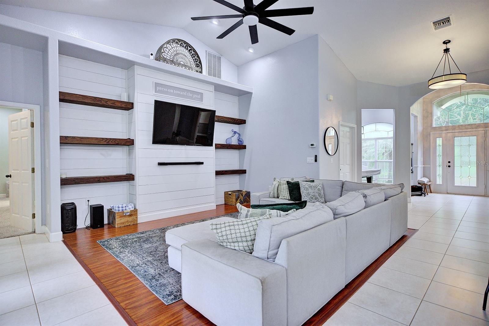 188 Huntley Oaks, Lake Placid, FL 33852
