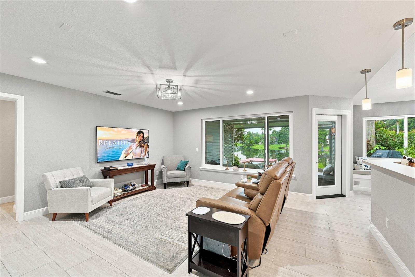 1821 Lake Heron, Lutz, FL 33549