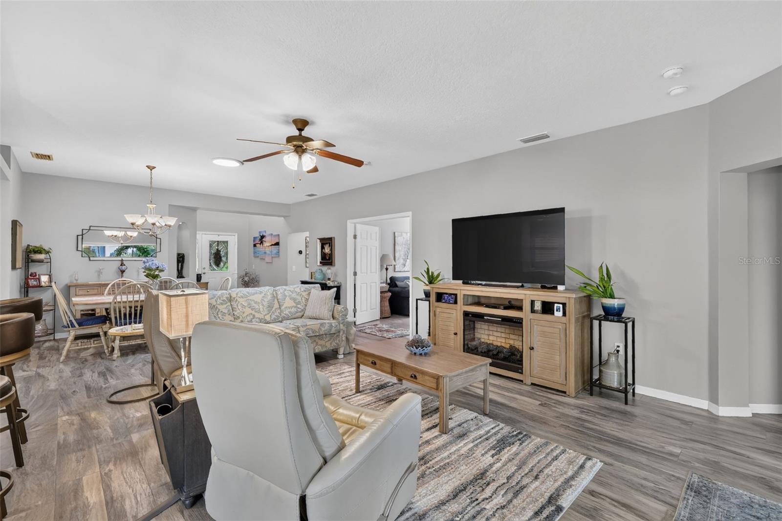 26860 White Plains, Leesburg, FL 34748