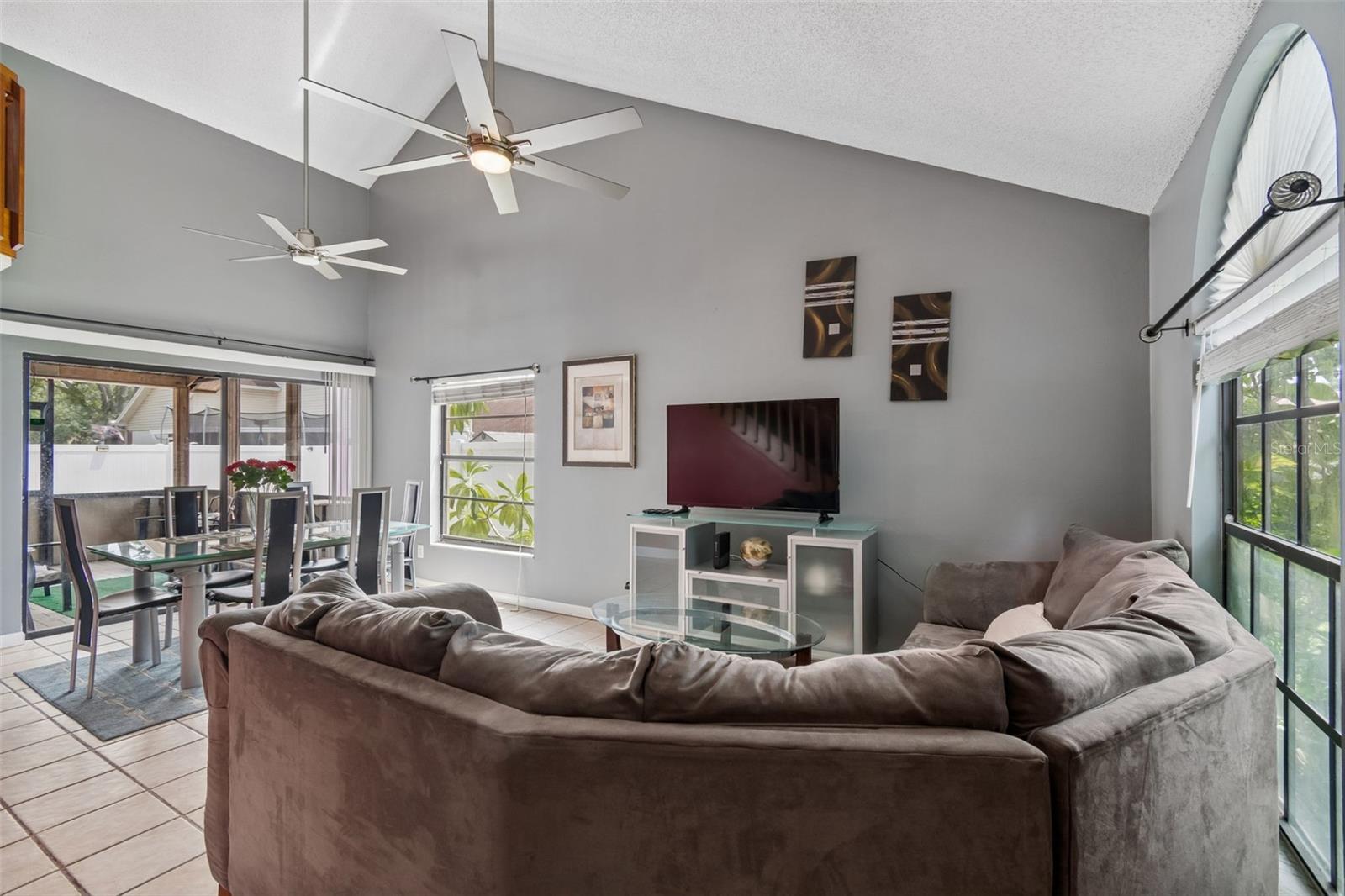 5485 Friarsway, Tampa, FL 33624