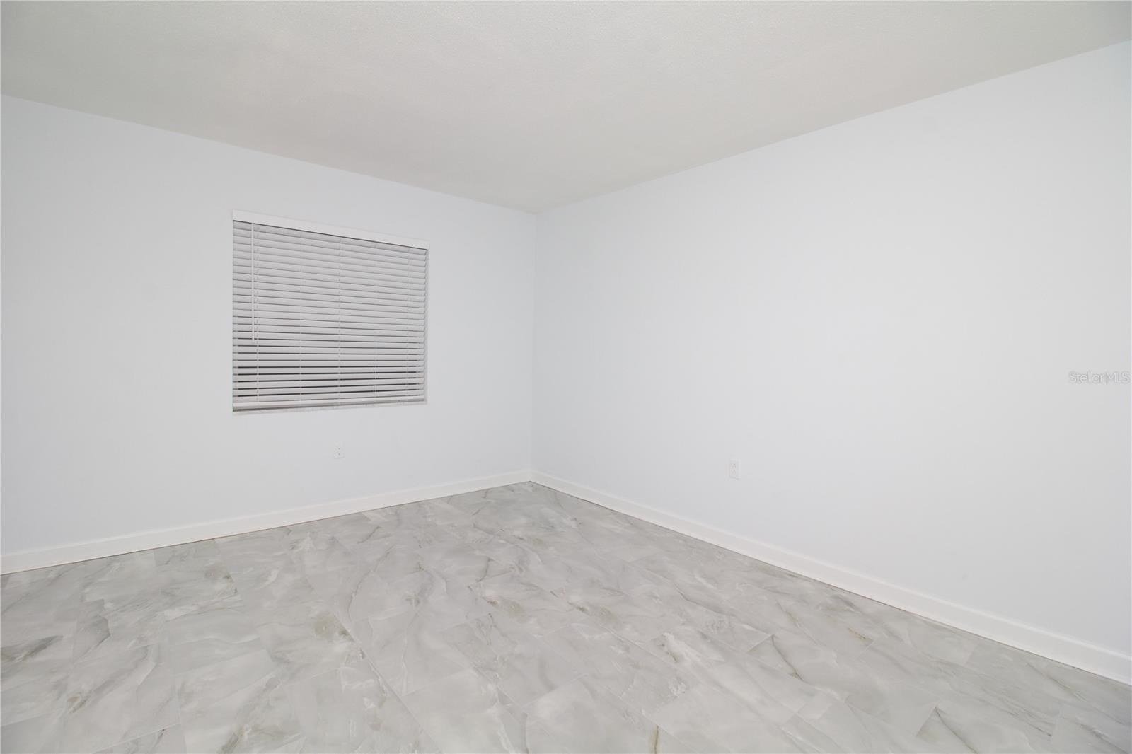 1115 Rue Des Chateaux Unit 1a, South Pasadena, FL 33707