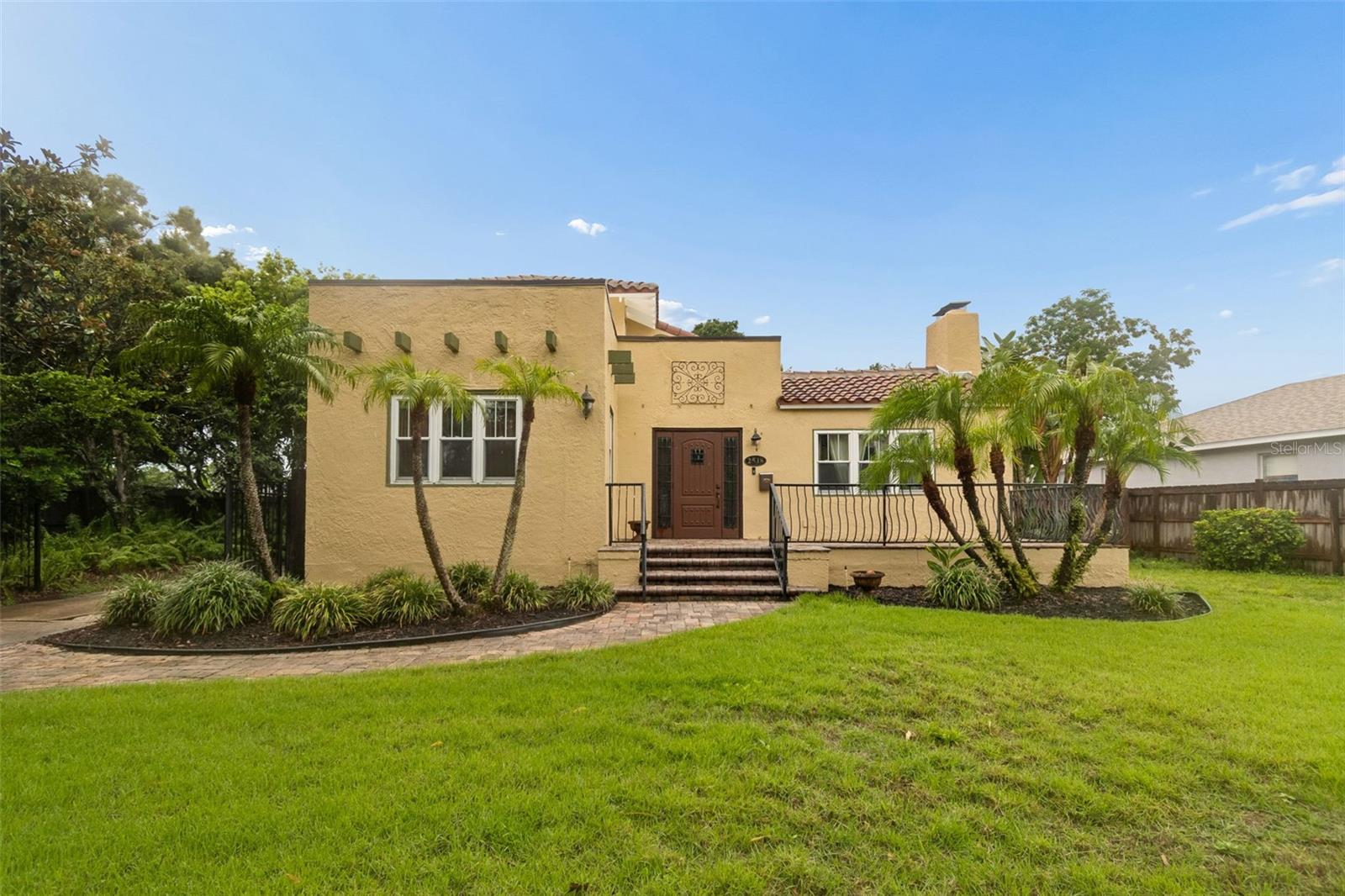 2518 Granada, St Petersburg, FL 33712