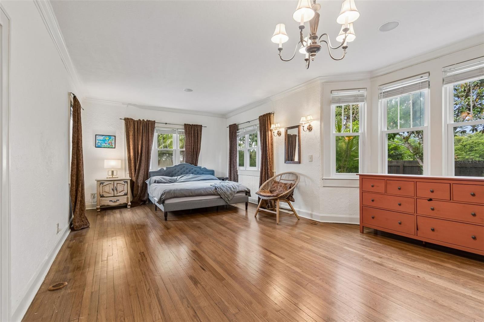 2518 Granada, St Petersburg, FL 33712