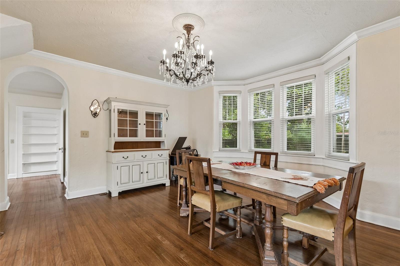 2518 Granada, St Petersburg, FL 33712