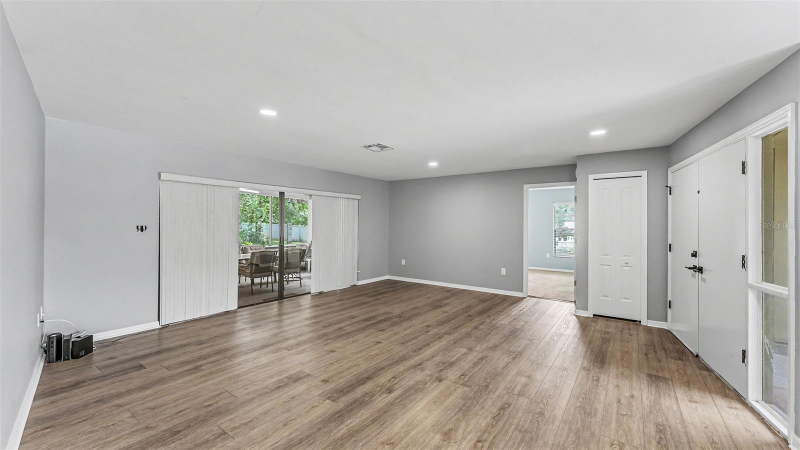 717 Woodhill, Lakeland, FL 33813