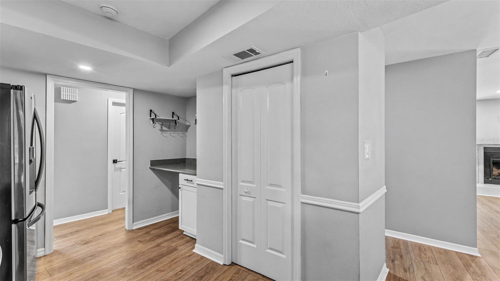 717 Woodhill, Lakeland, FL 33813