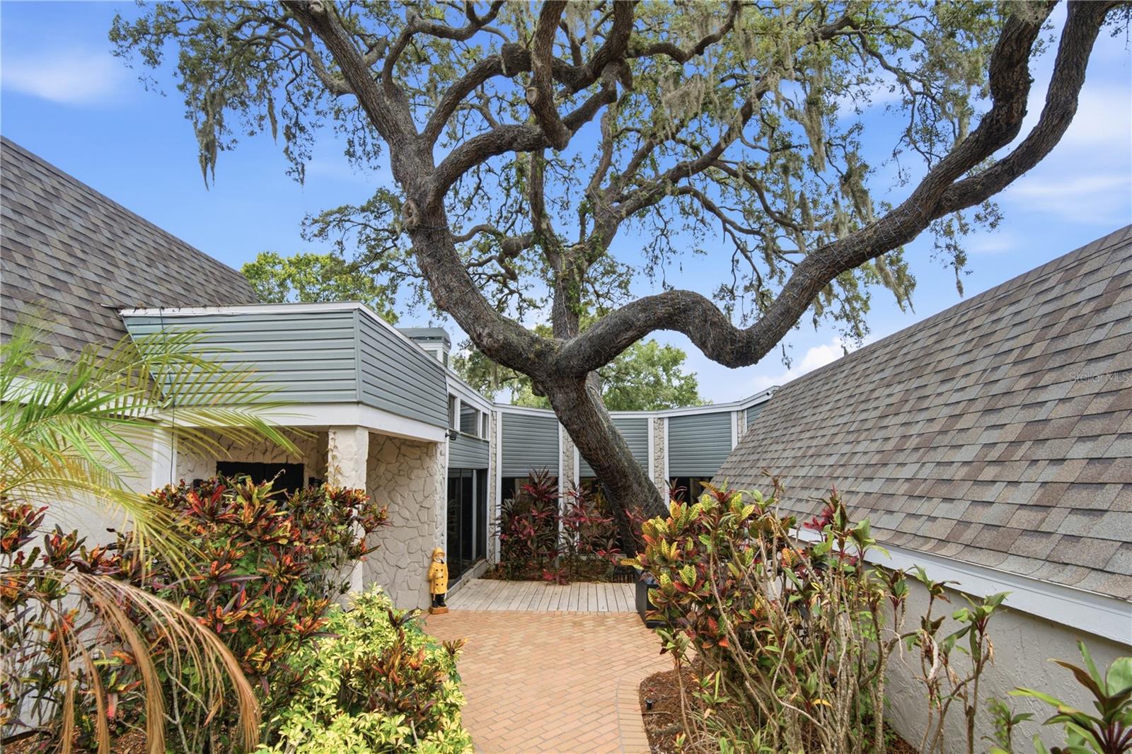 2860 Briarwood, Palm Harbor, FL 34683