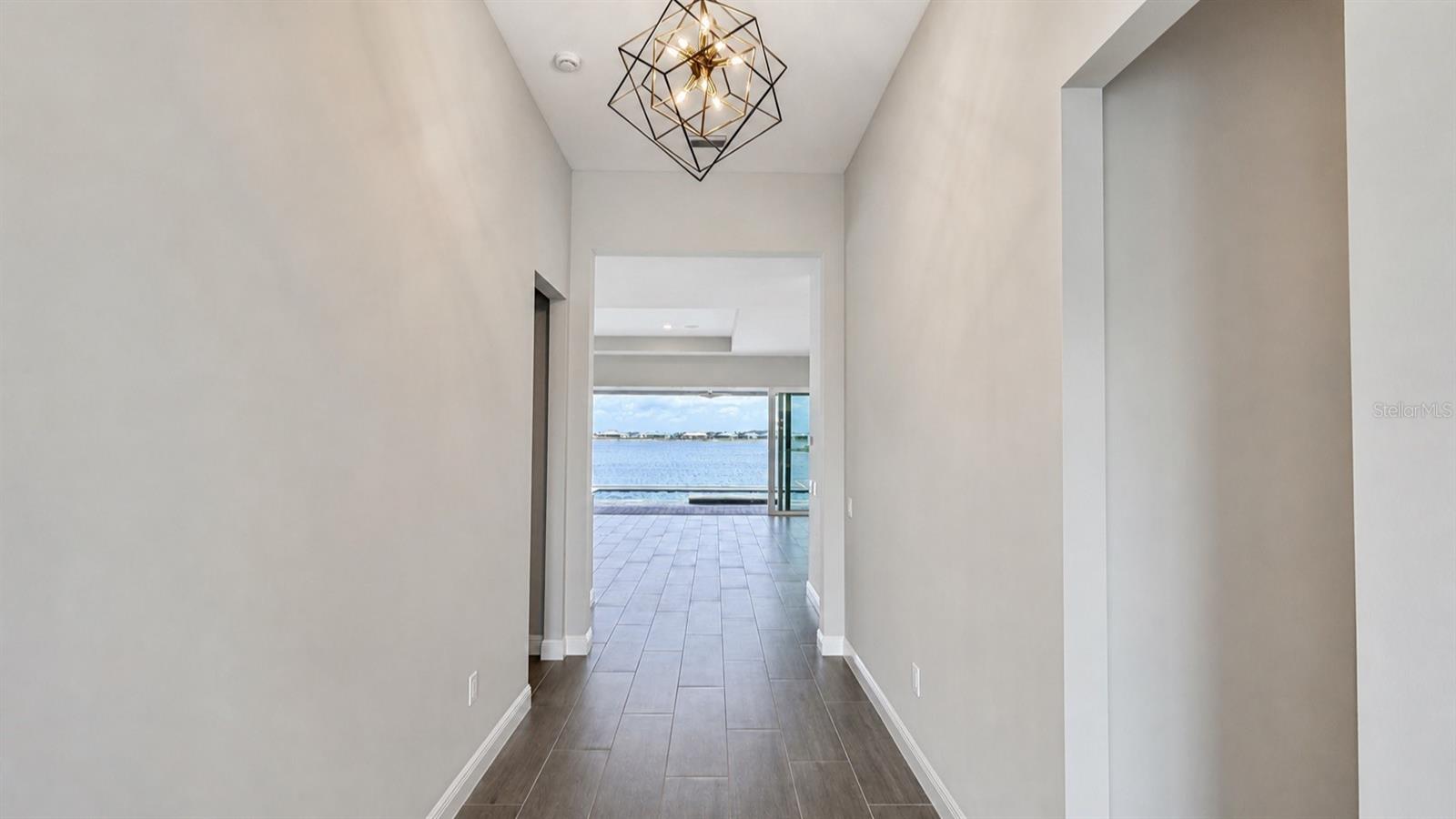 812 Blue Shell, Sarasota, FL 34240