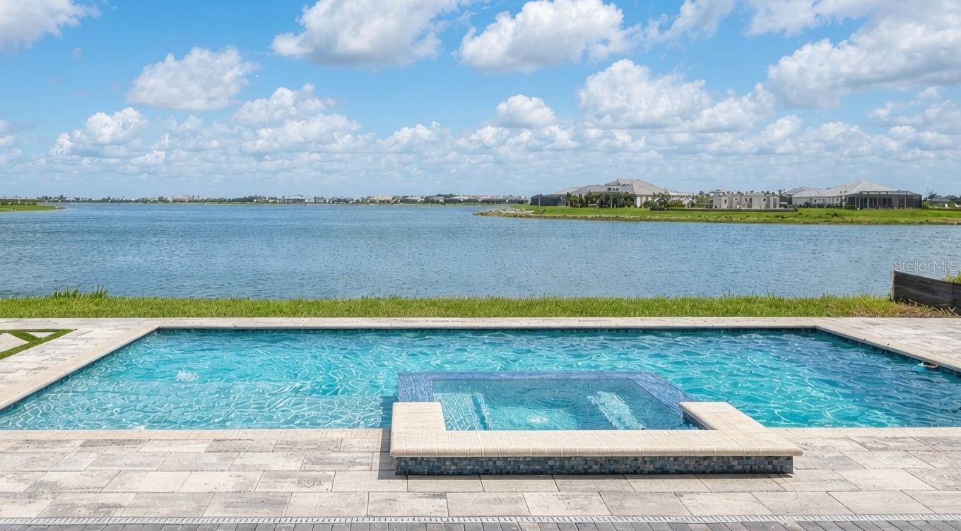 812 Blue Shell, Sarasota, FL 34240