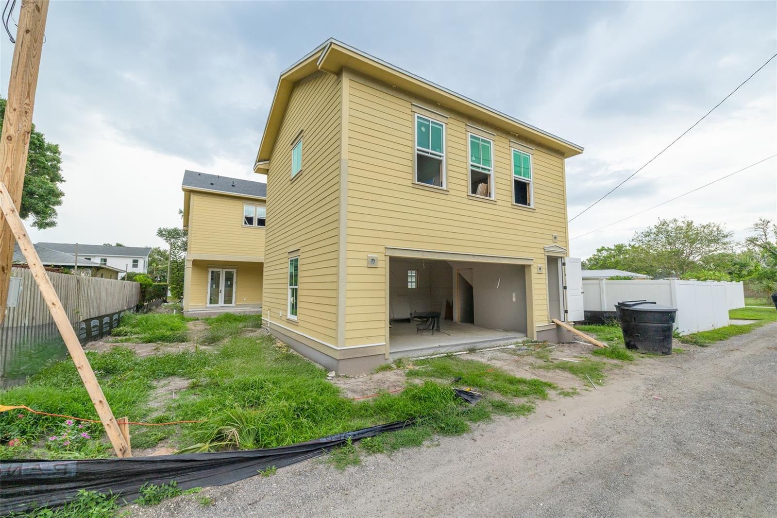 3320 15th, St Petersburg, FL 33704