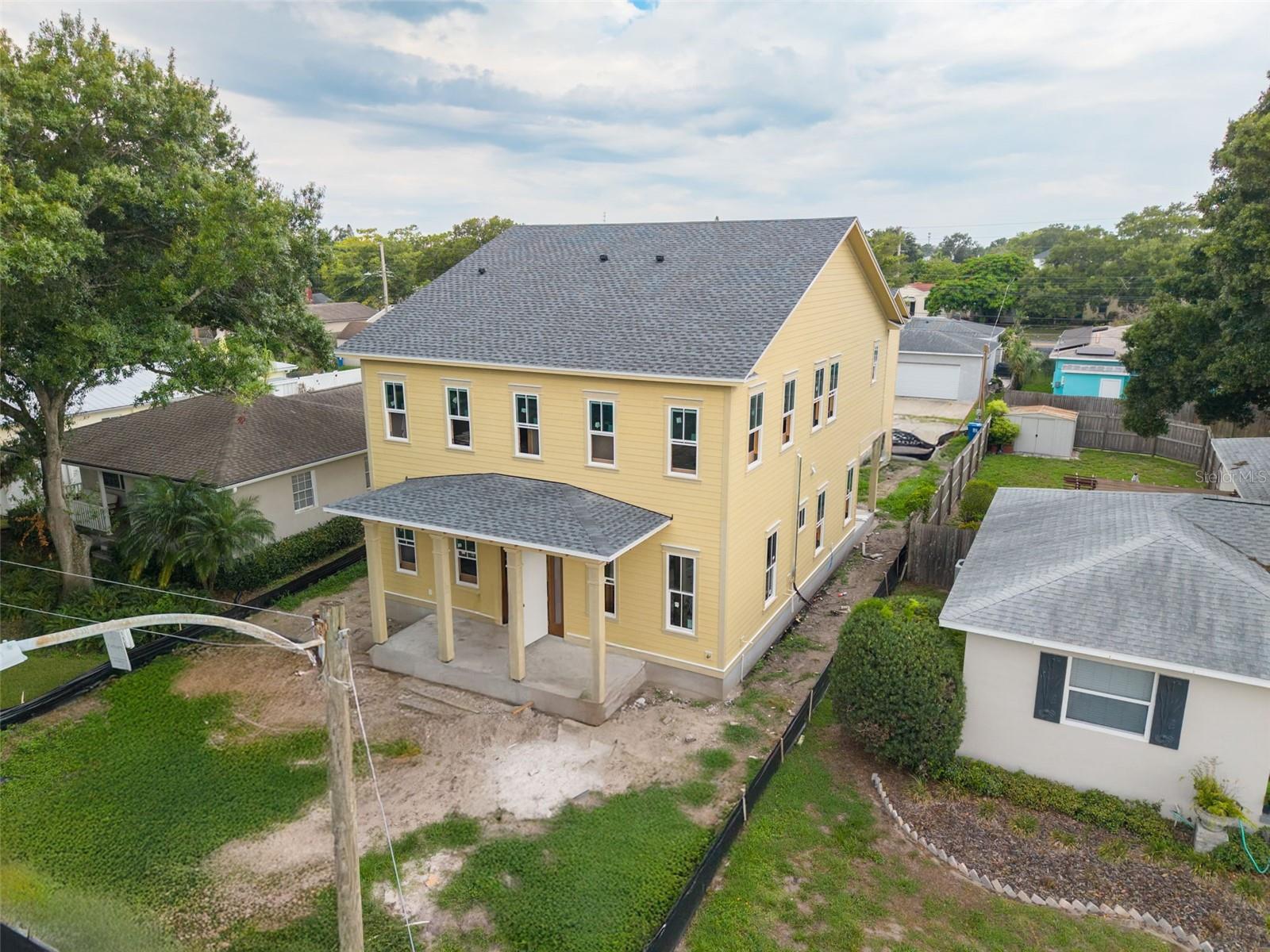 3320 15th, St Petersburg, FL 33704