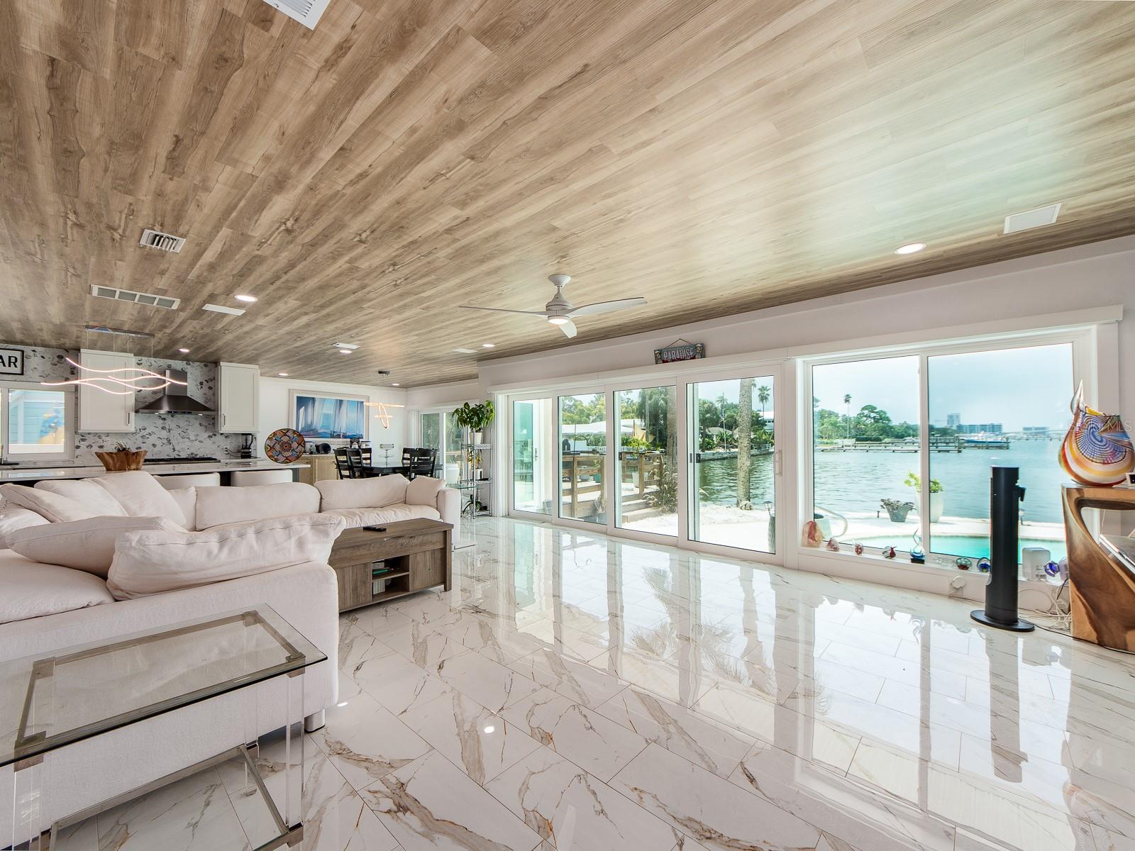1826 Venetian Point, Clearwater, FL 33755
