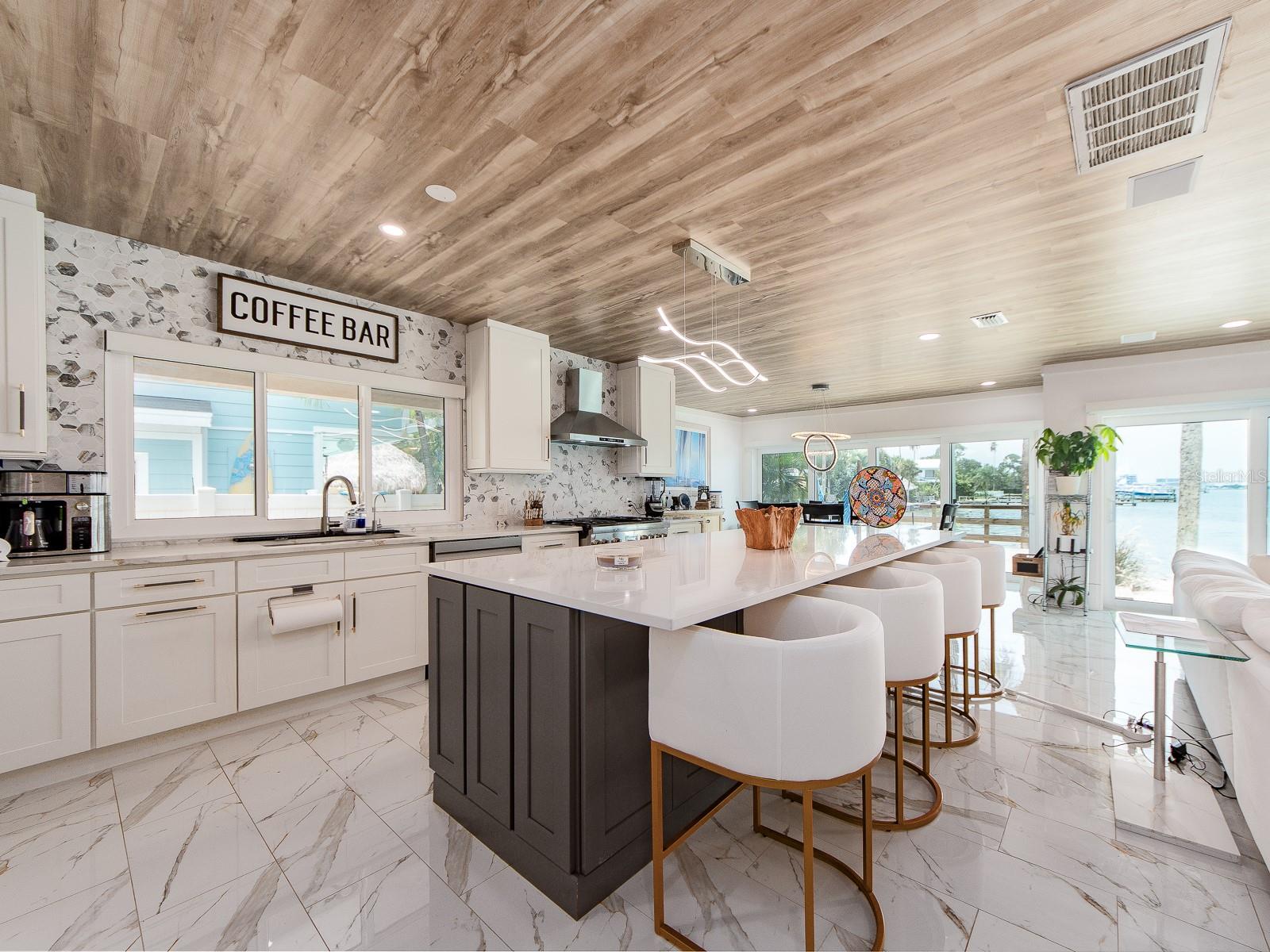 1826 Venetian Point, Clearwater, FL 33755