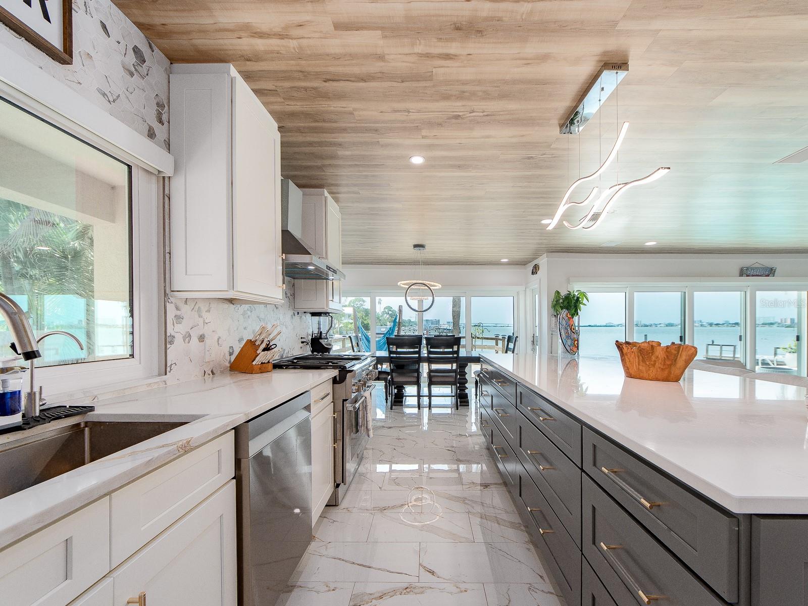 1826 Venetian Point, Clearwater, FL 33755
