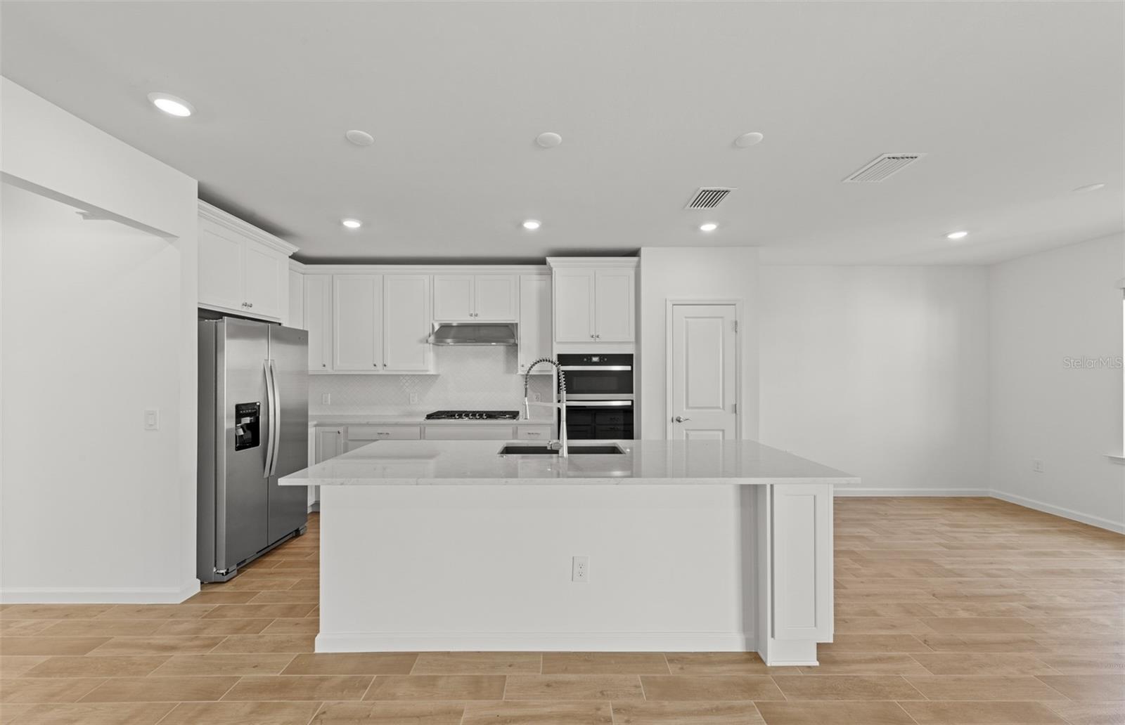 759 Balleby, Bradenton, FL 34212