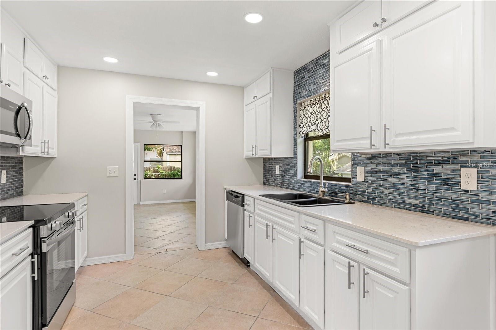 575 Lake Mccoy, Apopka, FL 32712