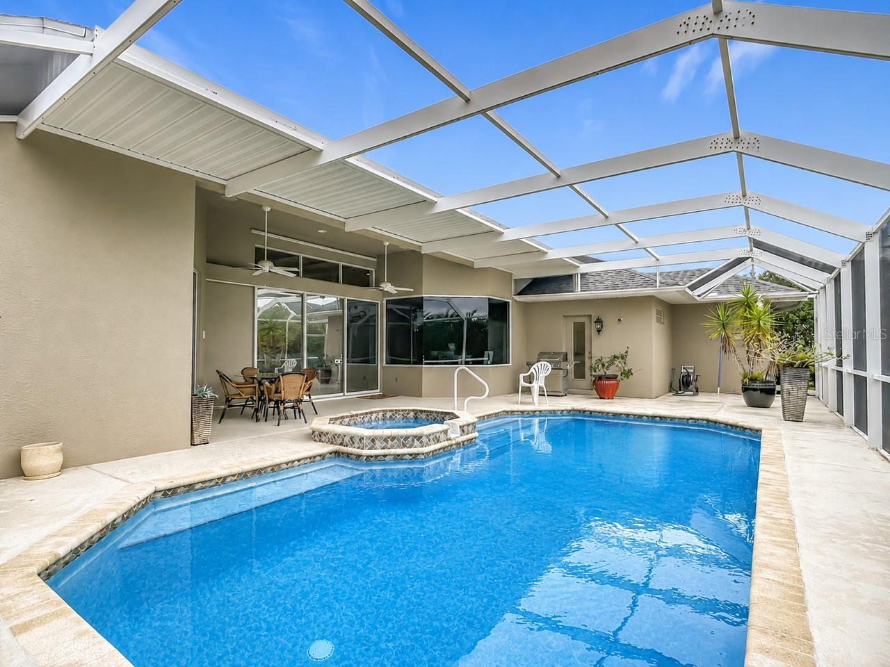 1736 Nuremberg, Punta Gorda, FL 33983