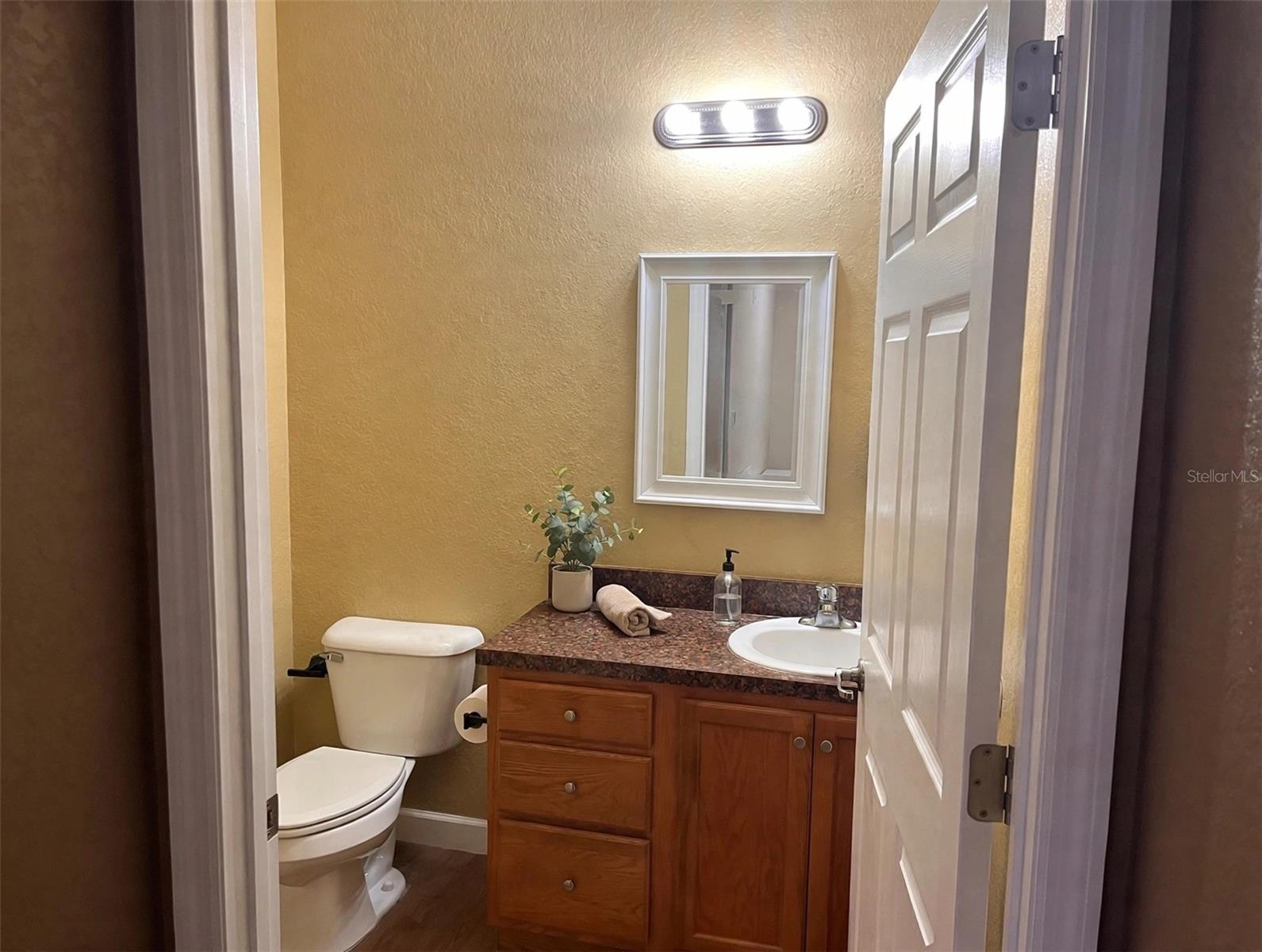 1712 Main, Leesburg, FL 34748