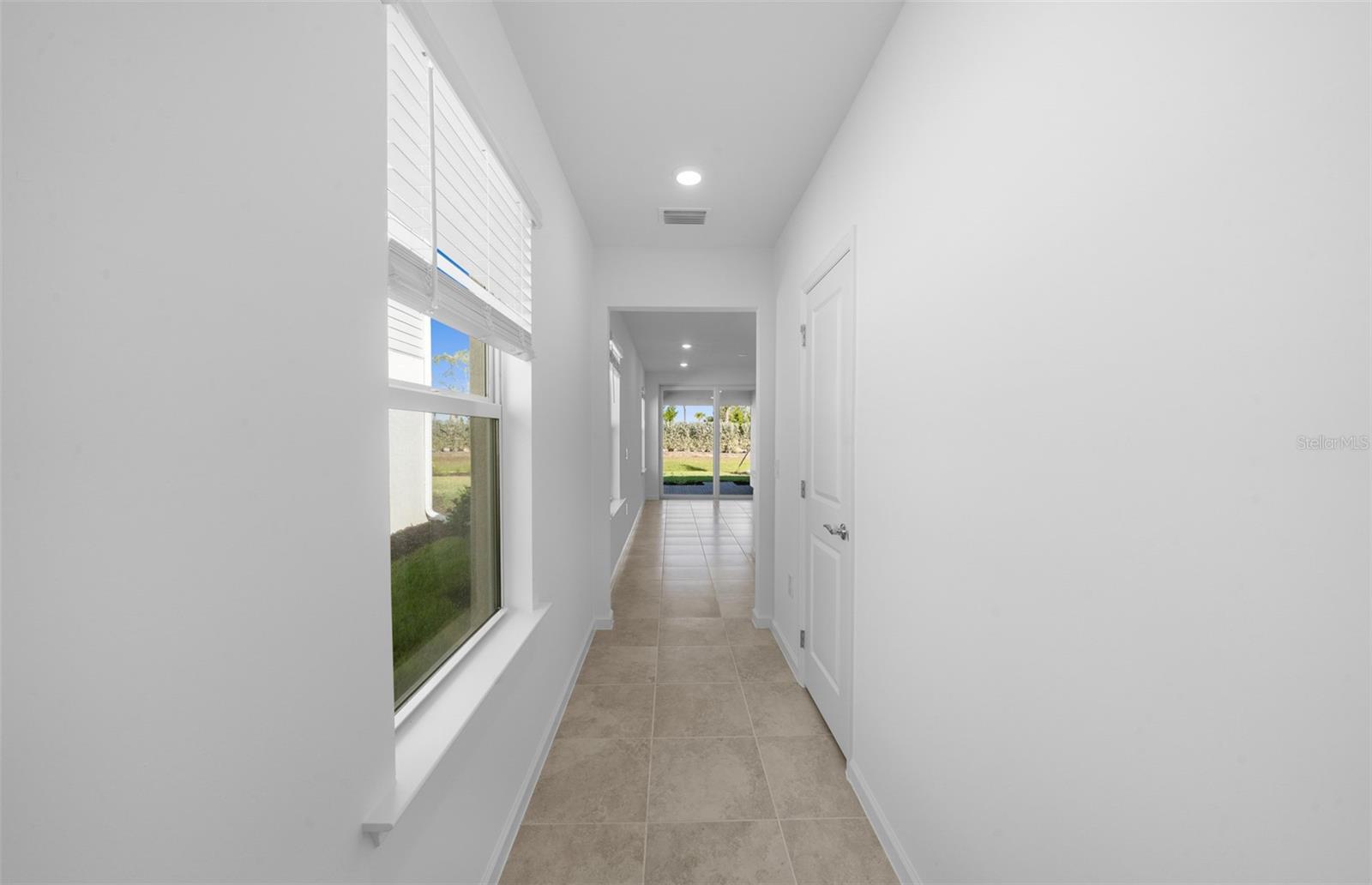 813 Balleby, Bradenton, FL 34212