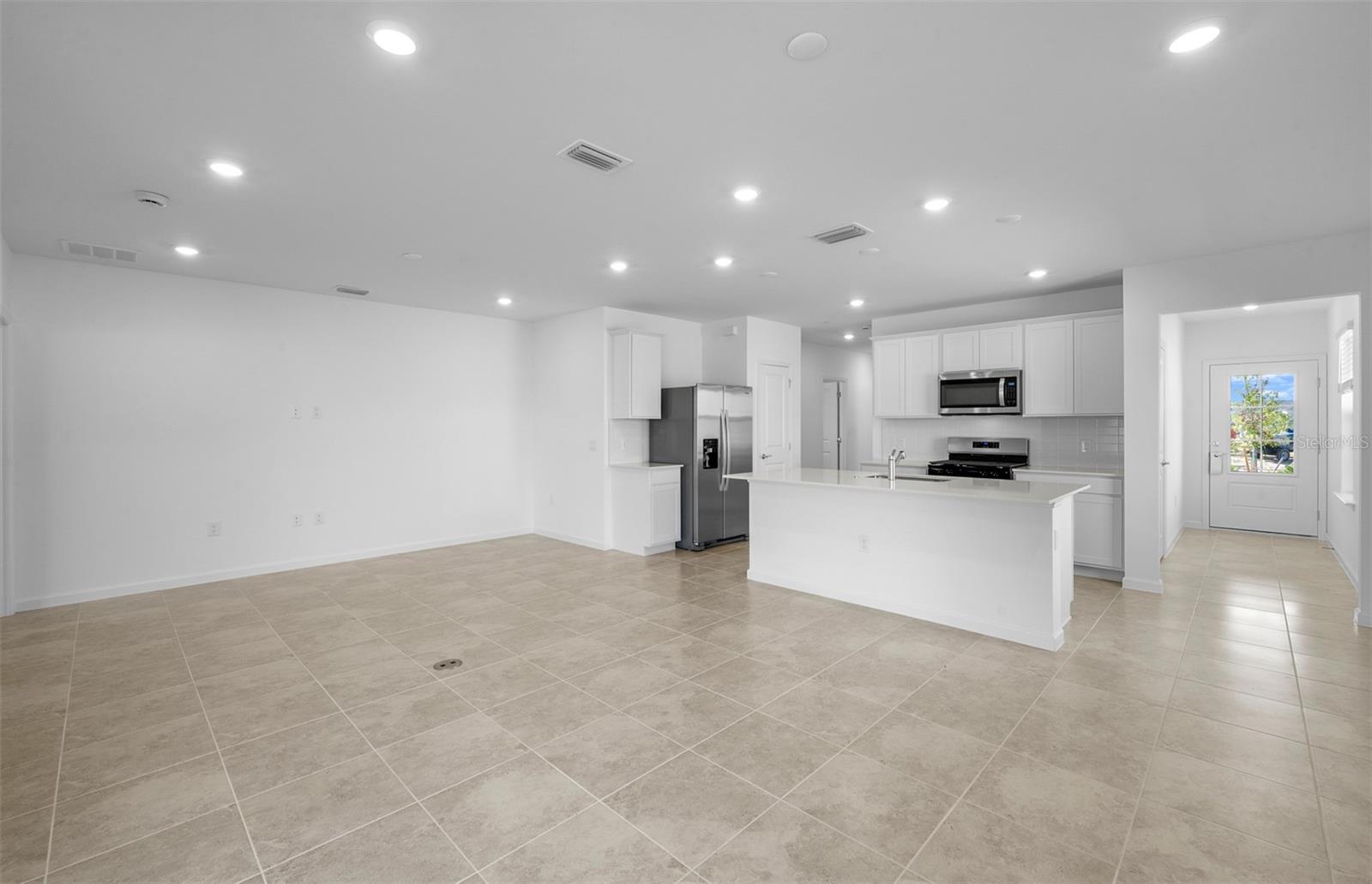 813 Balleby, Bradenton, FL 34212