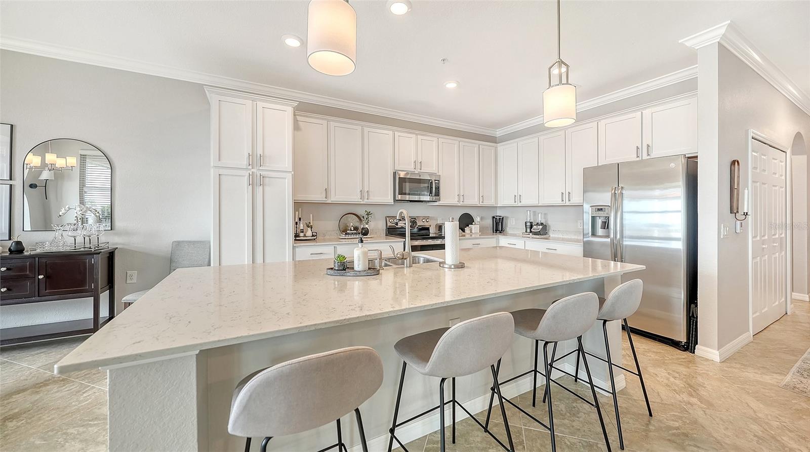 910 Tidewater Shores Unit 402, Bradenton, FL 34208