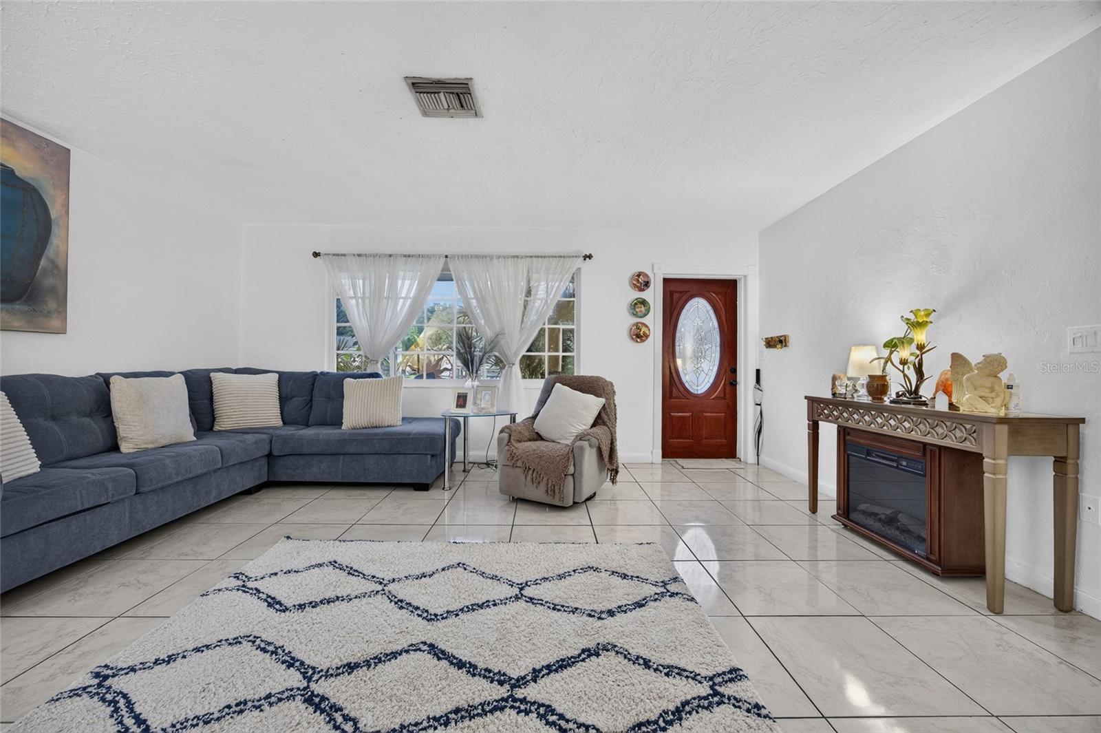 4701 Spahn, Sarasota, FL 34232