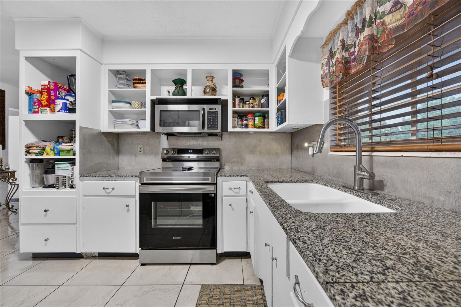 4701 Spahn, Sarasota, FL 34232