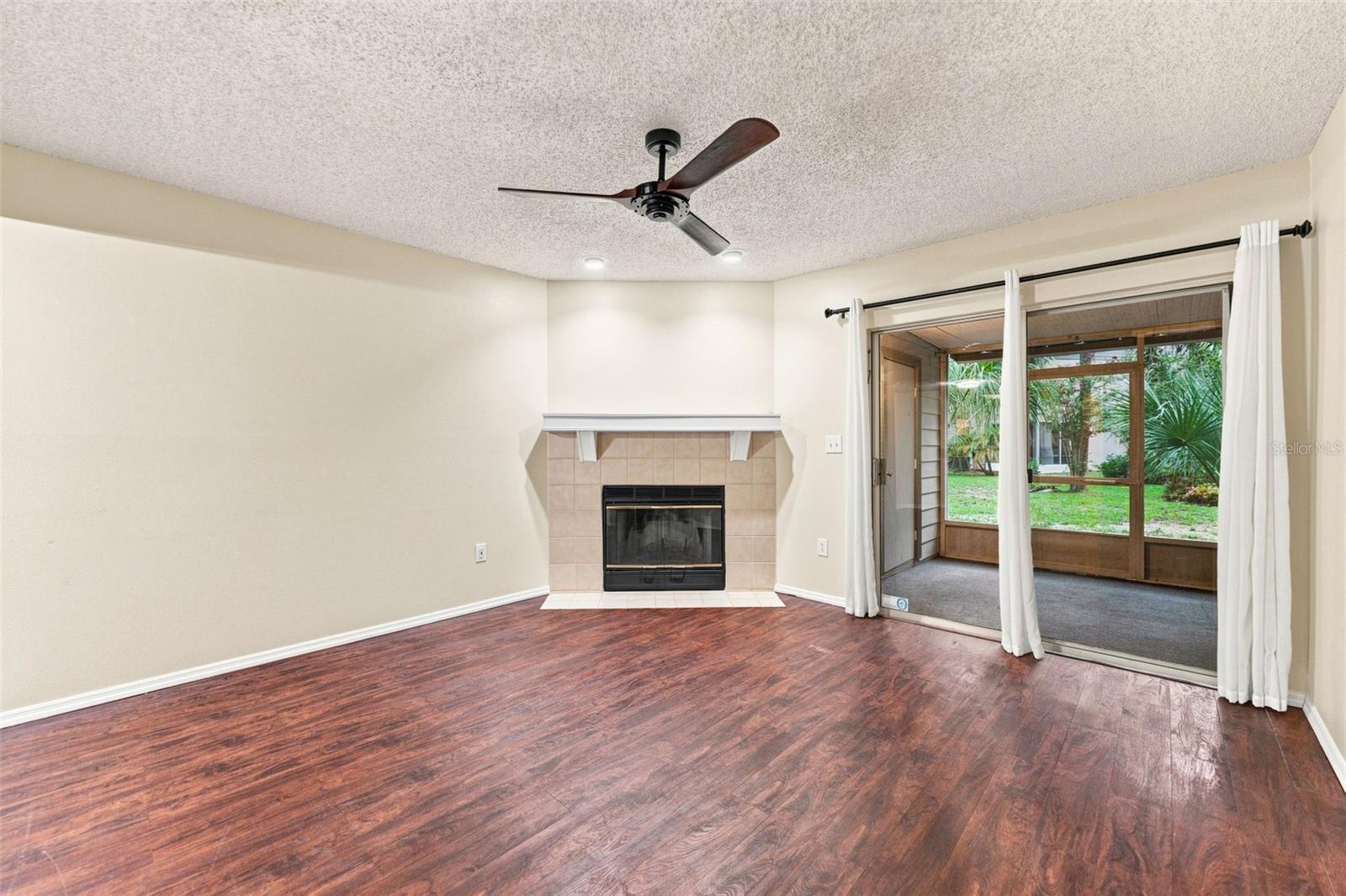 2350 Fletchers Point, Tampa, FL 33613