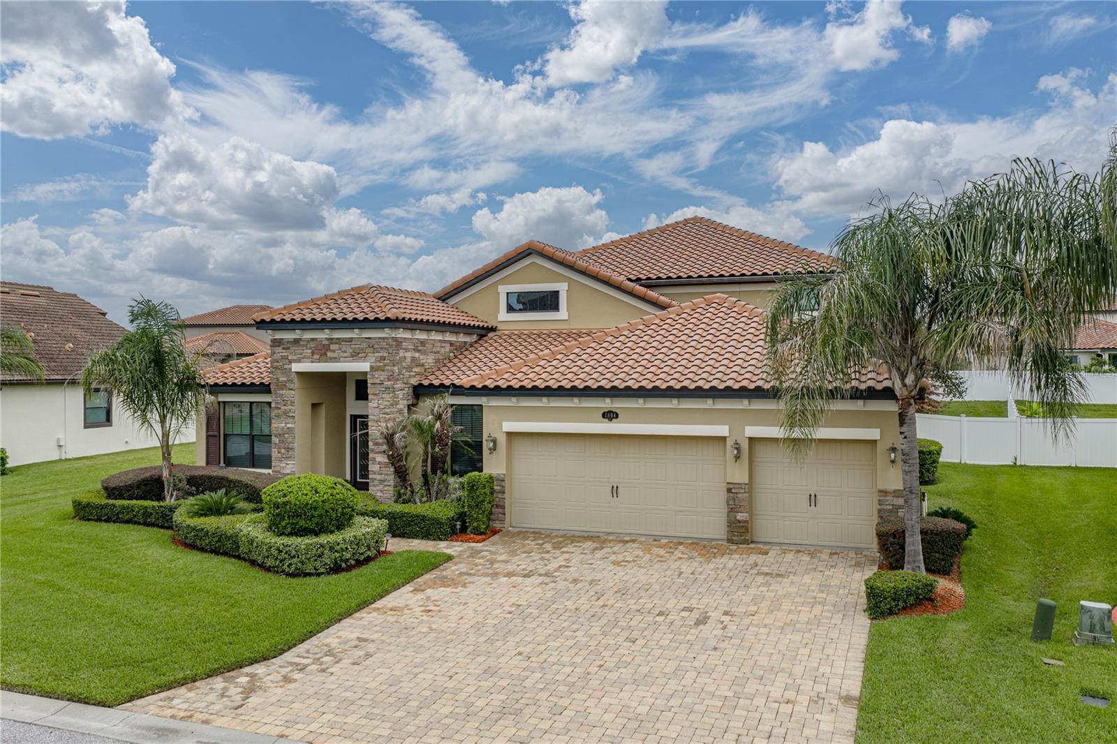 1894 Via Lago, Lakeland, FL 33810