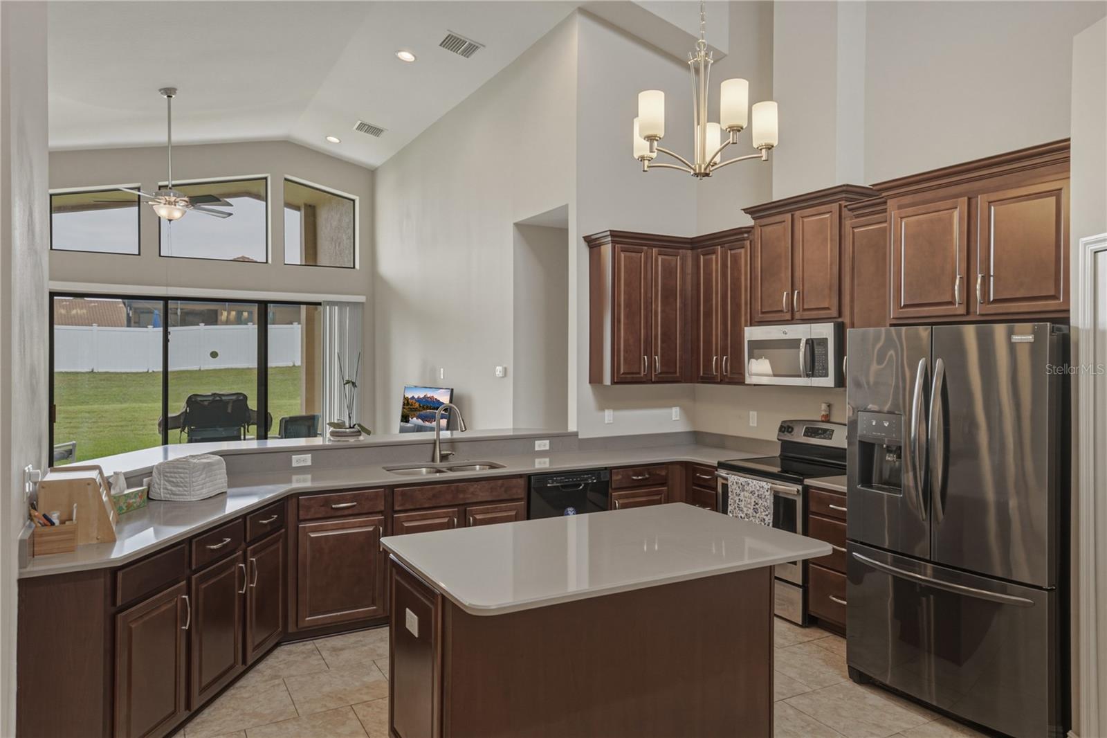 1894 Via Lago, Lakeland, FL 33810
