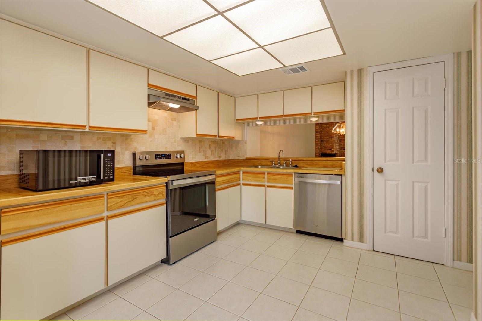 1055 Kensington Park Unit 711, Altamonte Springs, FL 32714