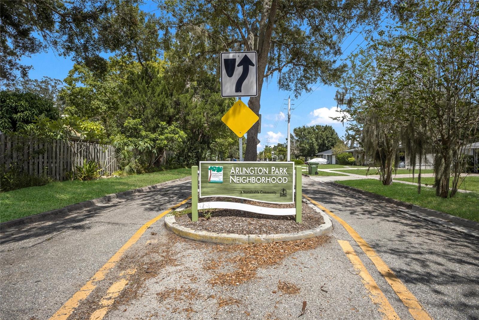 2070 Hyde Park, Sarasota, FL 34239