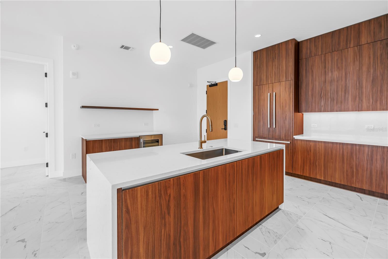 777 3rd Unit 1704, St Petersburg, FL 33701