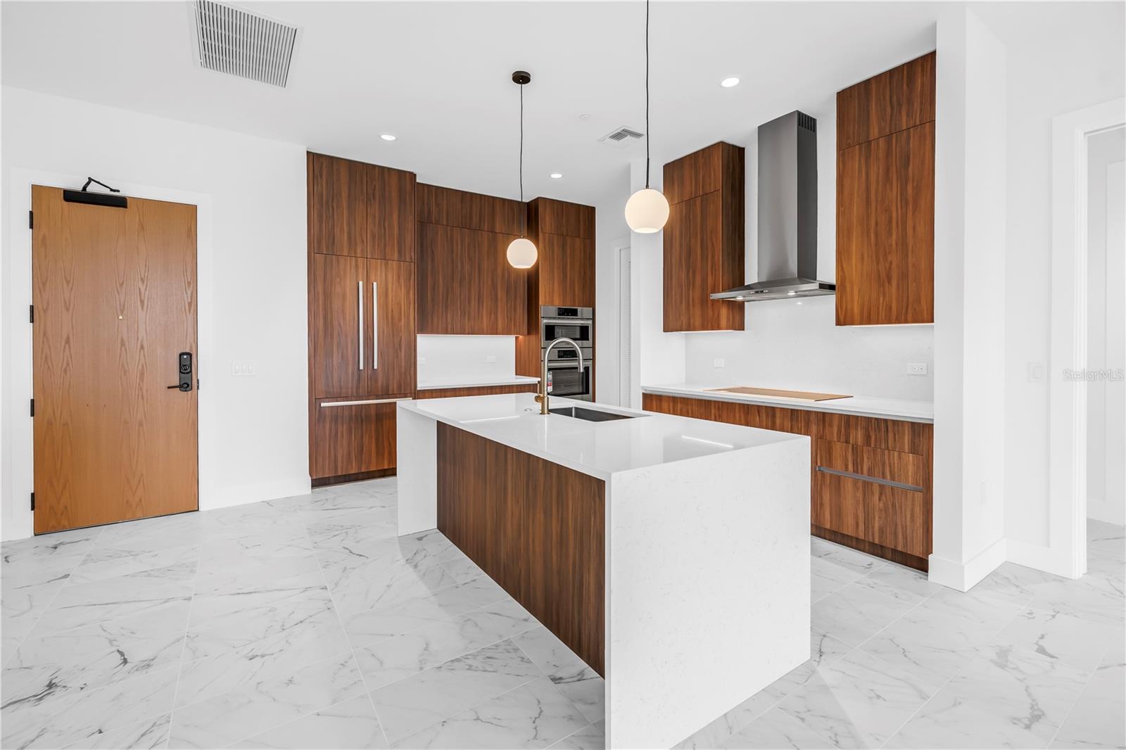777 3rd Unit 1704, St Petersburg, FL 33701